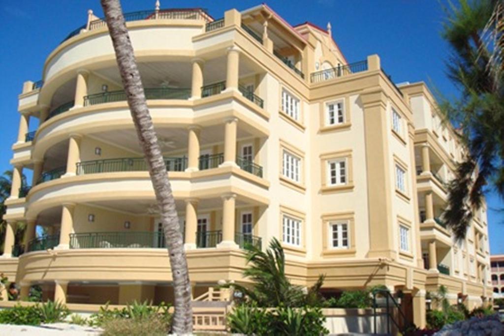 White Sands Beach Condos Christ Church Exterior foto